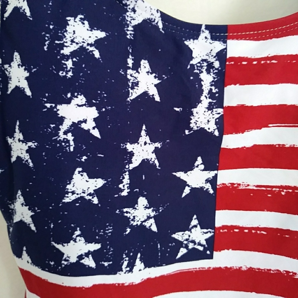 SOLD NWOT PATRIOTIC SWIMSUIT SIZE M XHILARATION - Picture 8 of 8